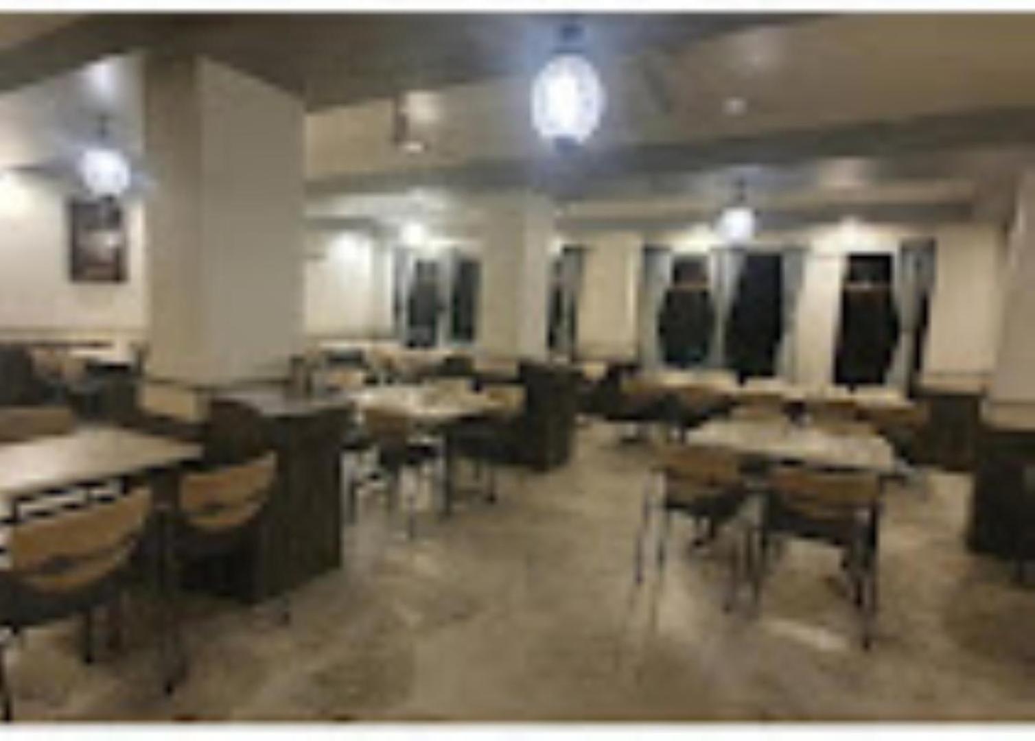 Hotel Pritam Palace , Dhule Exterior photo